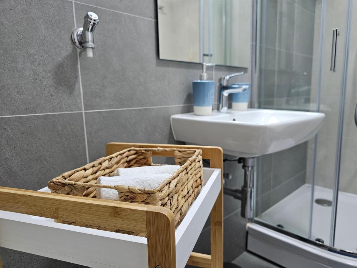 Sun&Moon Apartments Novi Sad Eksteriør bilde