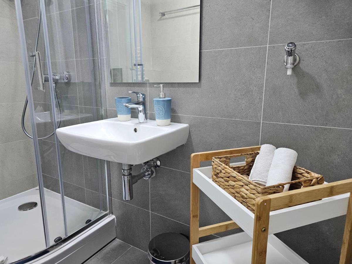 Sun&Moon Apartments Novi Sad Eksteriør bilde
